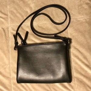Old Navy Black Crossbody Bag